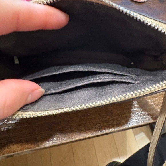 Coach Tan Embossed wristlet - Picture 7 of 9